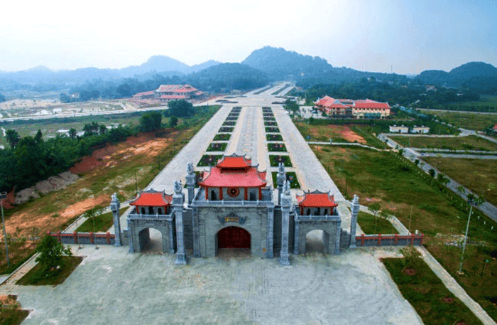 Khu di tích lịch sử Đền Hùng